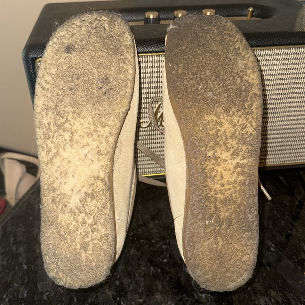 Clark Shoes Womens Size 6M Original Wallabee 35395 Sand Suede Boot worn ONCE!! - Picture 7 of 7
